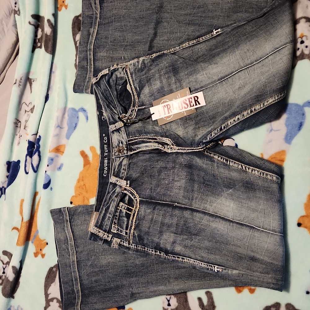 Cowgirl Tuff size 33R
